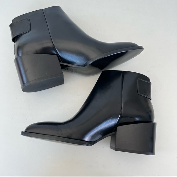 ♦️SOLD♦️VINCE Laird Black Polished Leather Pointed Block Heels Ankle Boots Sz - Picture 10 of 11